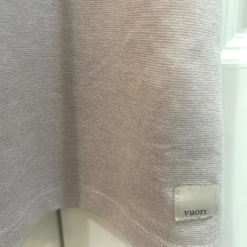 Vuori Racerback Tank Top - Picture 2 of 2
